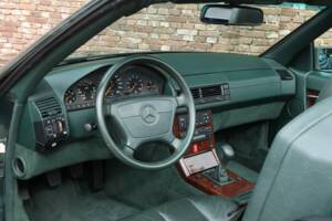 Image 50/50 of Mercedes-Benz 300 SL-24 (1992)