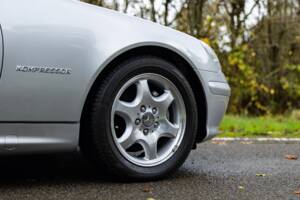 Image 20/47 of Mercedes-Benz SLK 230 Kompressor (2000)