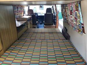 Image 28/46 of Volkswagen T3 Westfalia 1.6 (1981)