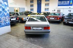 Image 24/42 of Mercedes-Benz 500 SL (1992)