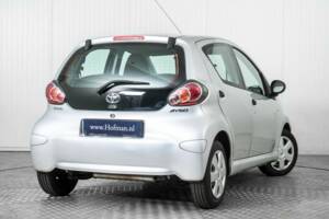 Image 41/48 of Toyota Aygo (2010)