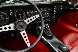 Afbeelding 16/50 van Jaguar E-Type V12 (1974)