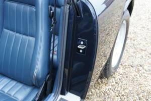 Bild 48/50 von Aston Martin Virage Volante (1994)