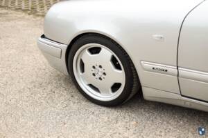 Image 83/98 de Mercedes-Benz E 50 AMG (1996)