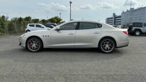 Image 4/54 of Maserati Quattroporte GTS (2015)