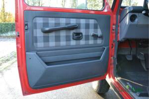 Bild 16/50 von Mercedes-Benz 200 GE (kurz) (1987)