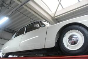 Afbeelding 14/50 van Citroën D Spécial (1971)