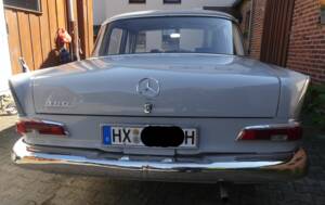 Image 6/8 of Mercedes-Benz 190 c (1965)