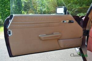 Image 35/50 of Mercedes-Benz 560 SL (1987)