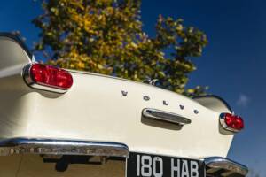 Image 30/50 of Volvo P 1800 (1962)