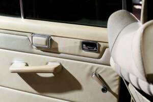 Image 54/64 of Mercedes-Benz 230/6 LWB (1976)