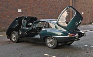 Immagine 16/50 di Jaguar E-Type (2+2) (1966)