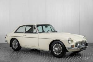 Imagen 7/50 de MG MGB GT (1966)