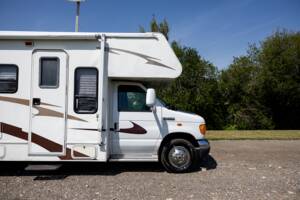 Bild 28/50 von Ford E-450 Forest River Sunseeker (2007)