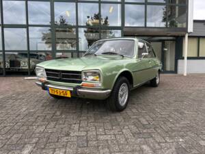 Image 14/80 of Peugeot 504 TI (1976)