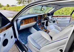 Bild 26/50 von Bentley Continental R (1996)