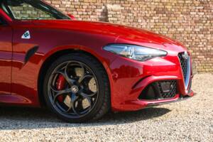 Bild 11/50 von Alfa Romeo Giulia Quadrifoglio (2017)