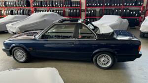 Image 12/19 of BMW 316i Baur TC (1990)