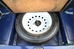 Image 40/50 of Triumph TR 6 (1975)