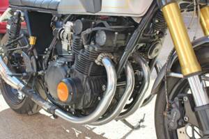 Image 7/16 de Suzuki DUMMY (1982)