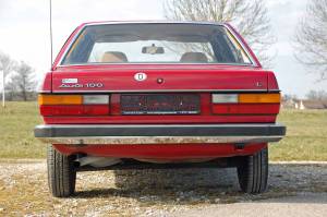 Image 7/20 of Audi 100 (1980)