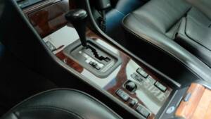 Bild 13/40 von Mercedes-Benz E 500 (1993)