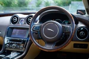 Bild 50/50 von Jaguar XJ 5.0 (2010)