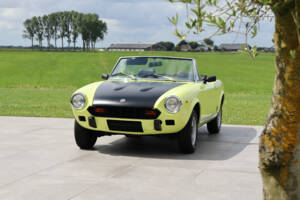 Image 33/50 of FIAT 124 Spider CS1 (1975)