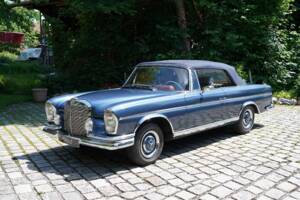 Image 3/13 of Mercedes-Benz 300 SE (1967)