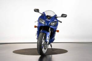 Image 7/50 of Yamaha YZF 1000 R1 (1998)