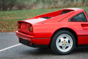 Afbeelding 29/41 van Ferrari 328 GTS (1989)