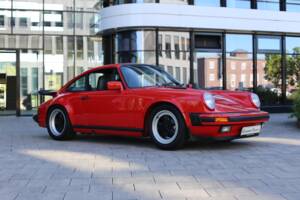 Afbeelding 49/50 van Porsche 911 Carrera 3.2 (1988)