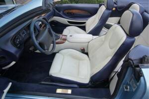 Image 10/50 of Aston Martin DB 7 Vantage Volante (2000)