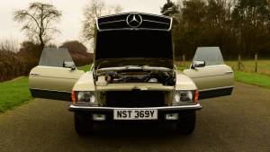 Image 9/50 of Mercedes-Benz 500 SL (1983)