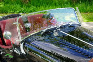 Image 34/54 of Morgan Plus 8 (1992)