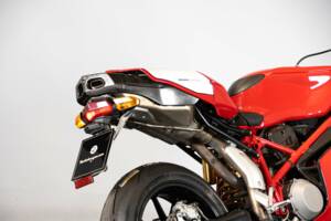 Image 11/50 of Ducati DUMMY (2004)