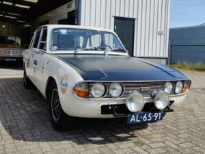 Image 1/8 of Triumph 2000 Mk II (1972)