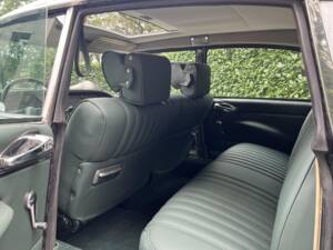 Imagen 10/14 de Citroën DS 23 Pallas (1973)