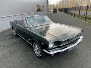 Image 8/36 of Ford Mustang GT (1966)