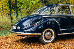 Immagine 74/199 di BMW 502 - 3,2 Litre (1961)
