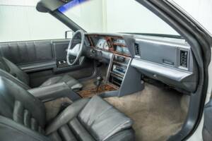 Bild 12/50 von Chrysler Le Baron 2.5 Turbo (1988)