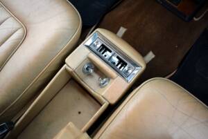 Image 38/50 of Rolls-Royce Silver Shadow II (1979)