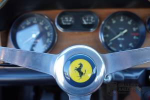 Bild 35/50 von Ferrari 330 GT 2+2 (1965)
