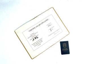 Image 8/50 of Alfa Romeo SZ (1991)