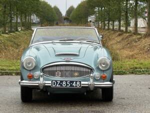 Imagen 2/19 de Austin-Healey 3000 Mk III (BJ8) (1966)