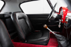 Bild 22/40 von Alfa Romeo 2000 Spider (1961)