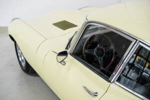 Imagen 29/40 de Jaguar E-Type (2+2) (1970)