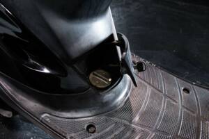 Image 11/50 of Honda DIO ZX (1993)