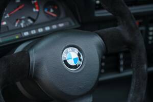 Image 11/50 of BMW M3 (1990)
