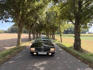 Image 5/22 de Mercedes-Benz 500 SL (1983)